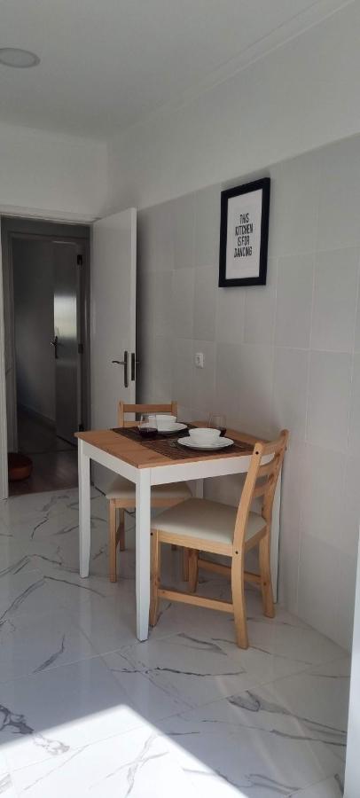 Canto Da Rocha Guesthouse Алмада Экстерьер фото